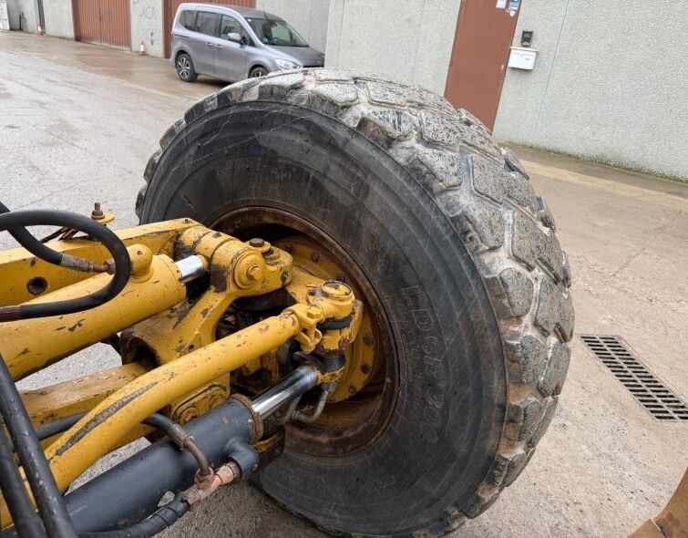CATERPILLAR 140M AWD 6x6